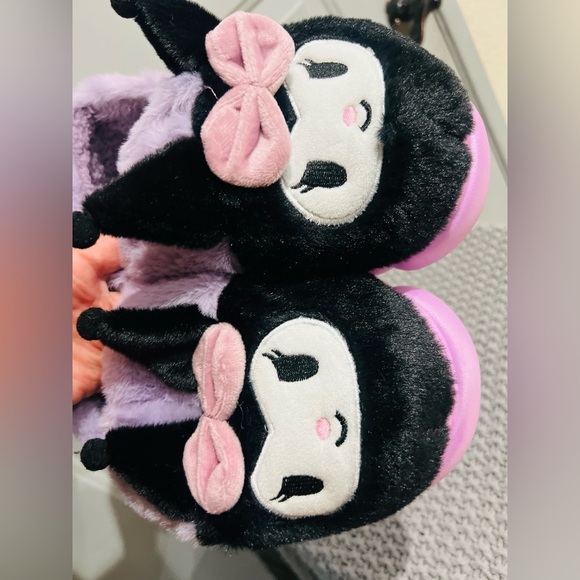 New Sanrio KUROMI size 6 BLACK PURPLE COLOR SO SOFT - Picture 5 of 6